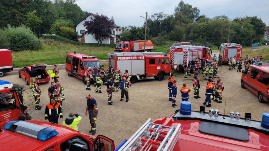 Übung zur Wasserförderung über lange Wegstrecke in Keilberg