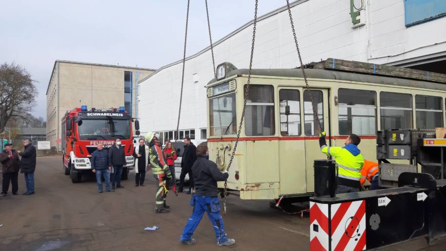 Historische Straßenbahn auf dem Weg nach Krakow